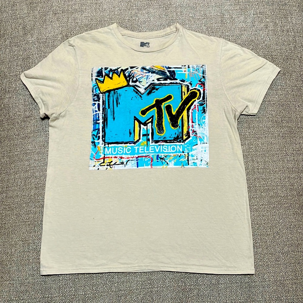 Mtv graphic tee